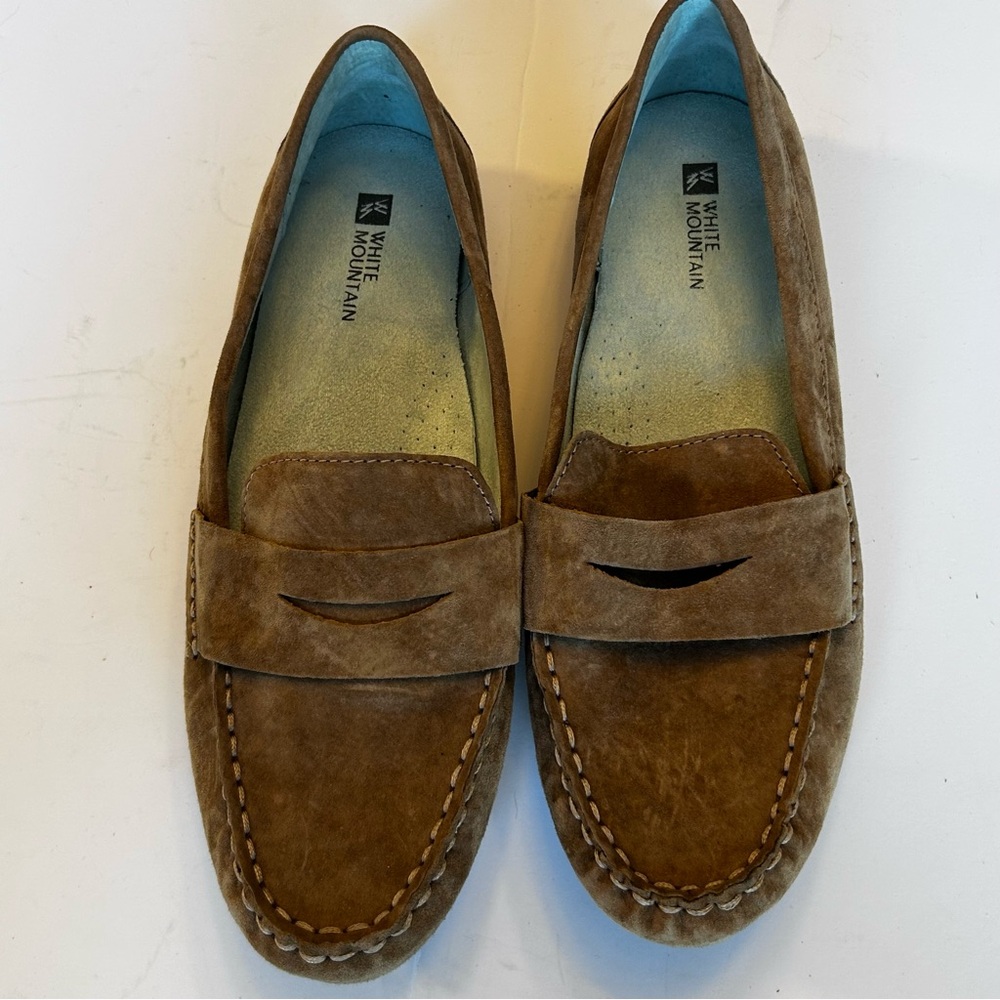 White Mountain Skipper Tan Suede Penny Loafers Size 9 - Picture 1 of 7